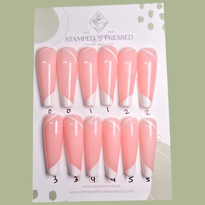 French Corner - Sculpted XL Coffin - 20 Nails